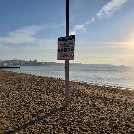 Port Frejus Est, Le Capitole, Studio 27M2, Vue Mer Eksteriør billede